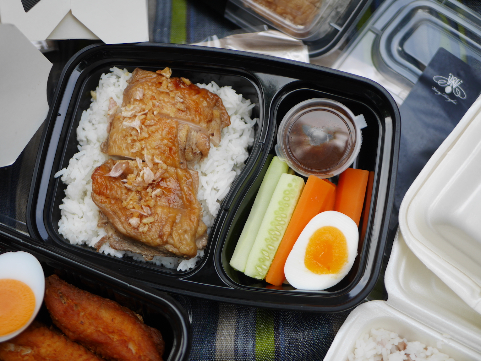 “MOVE ON FIGHTERS” by the Food for Fighters Organisation