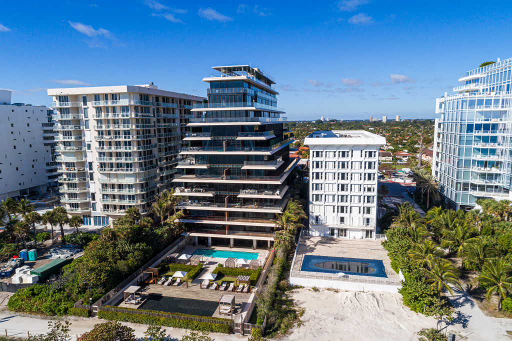 Arte Commercial Observer