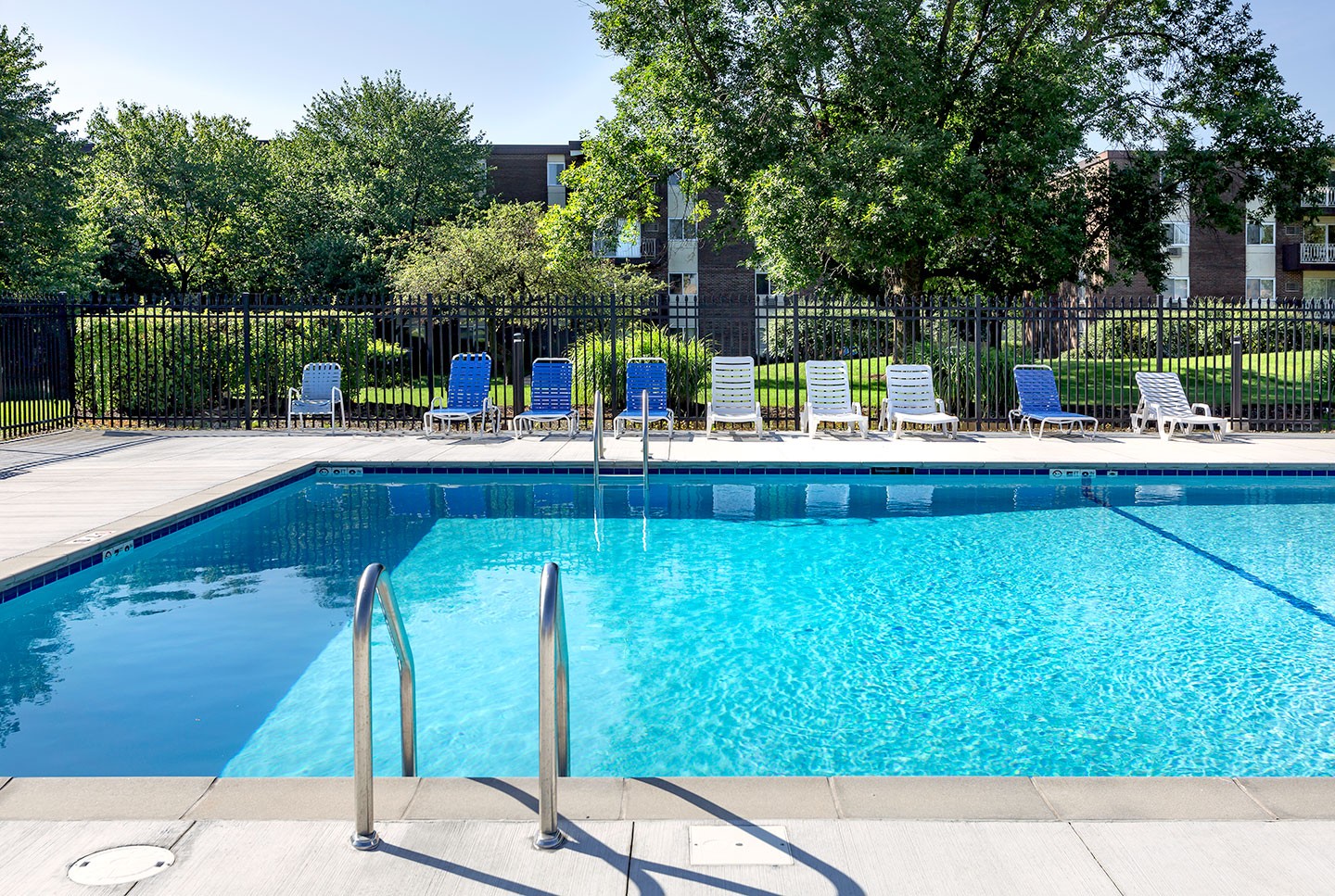 Point West Sunset Pools & Spas Commercial