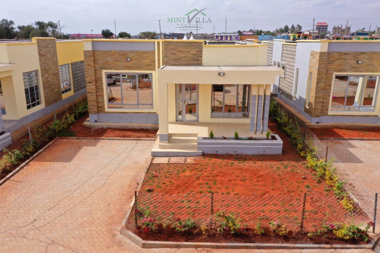 Flat roofed 3 bedroom bungalows,Malaa Kangundo Road CommercialKe
