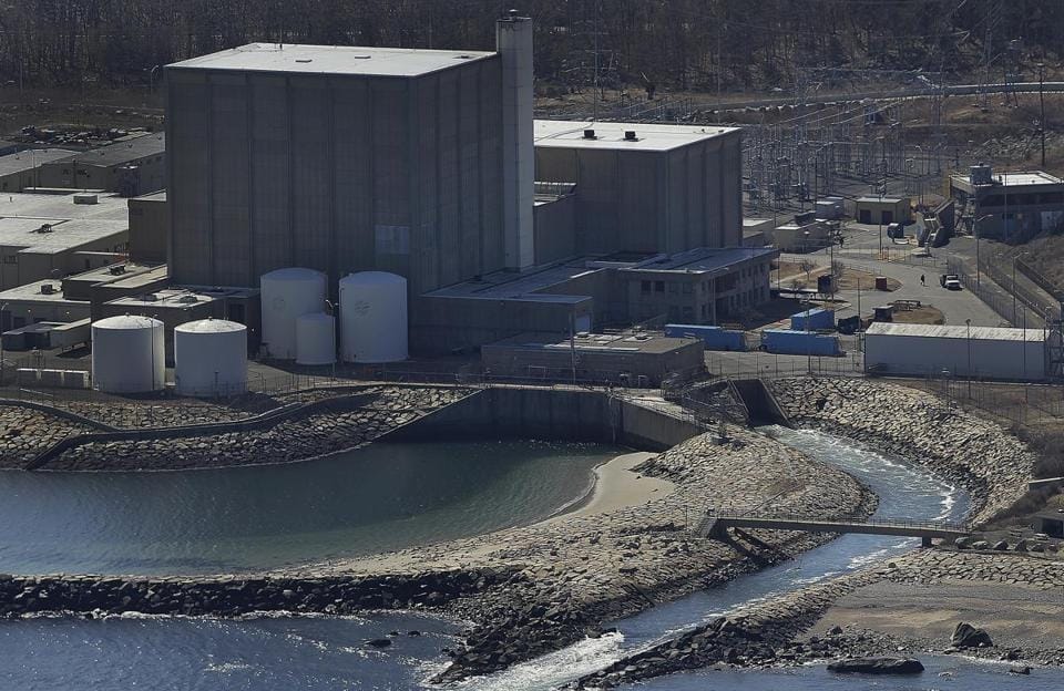 Pilgrim nuclear power plant to close in Plymouth