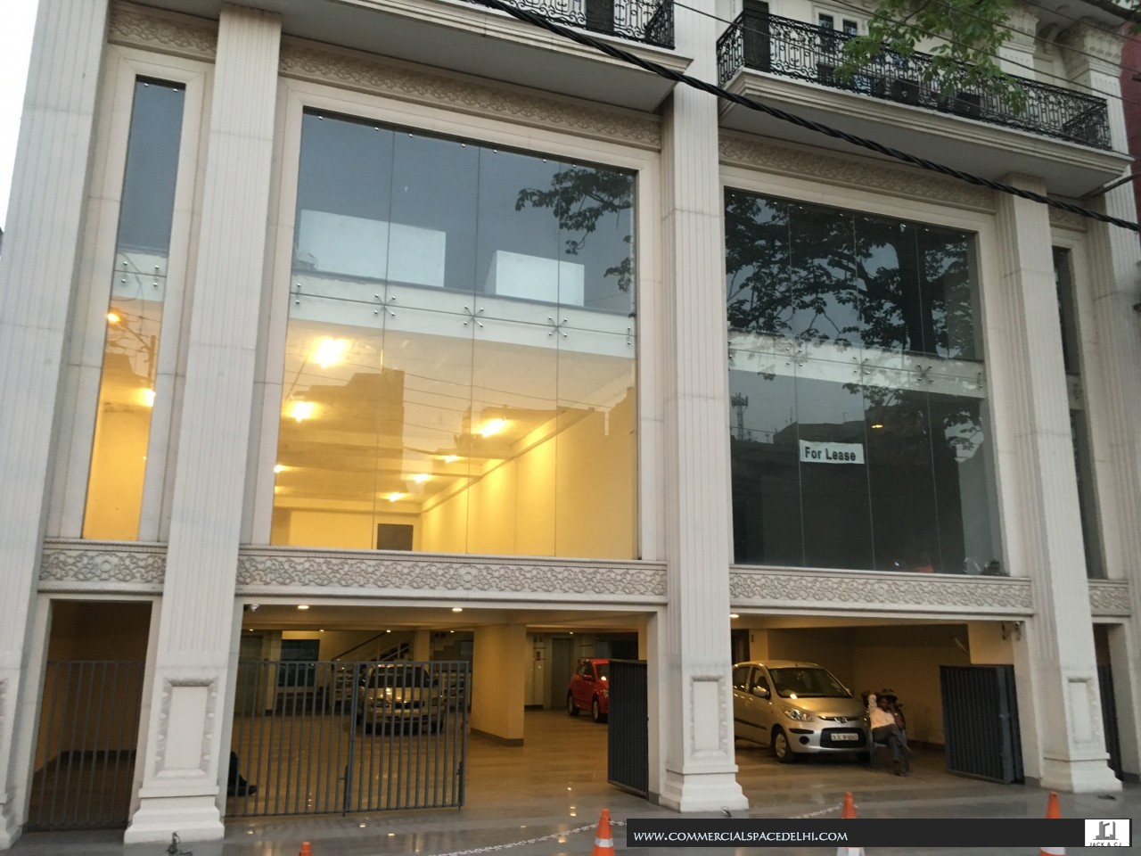 COMMERCIAL SPACE AFRICA AVENUE ROAD OPPOSITE BHIKAJI CAMA PLACE SOUTH DELHI