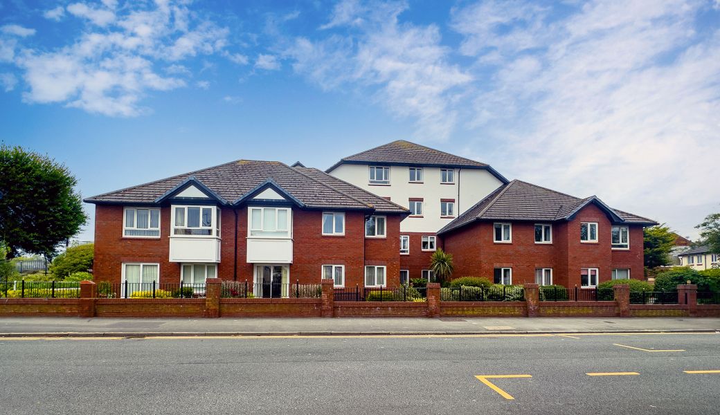 Rhos Manor Commerson Estate Management