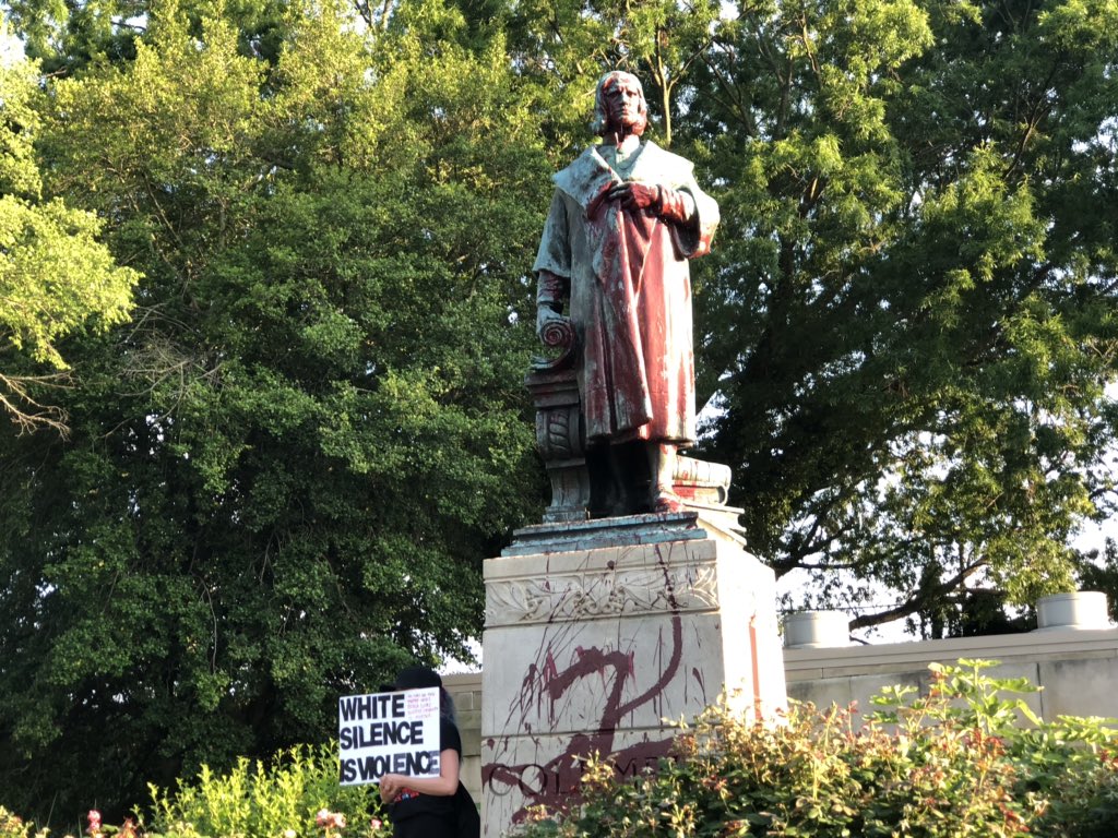 Christopher Columbus statue removed during protest, thrown into Byrd