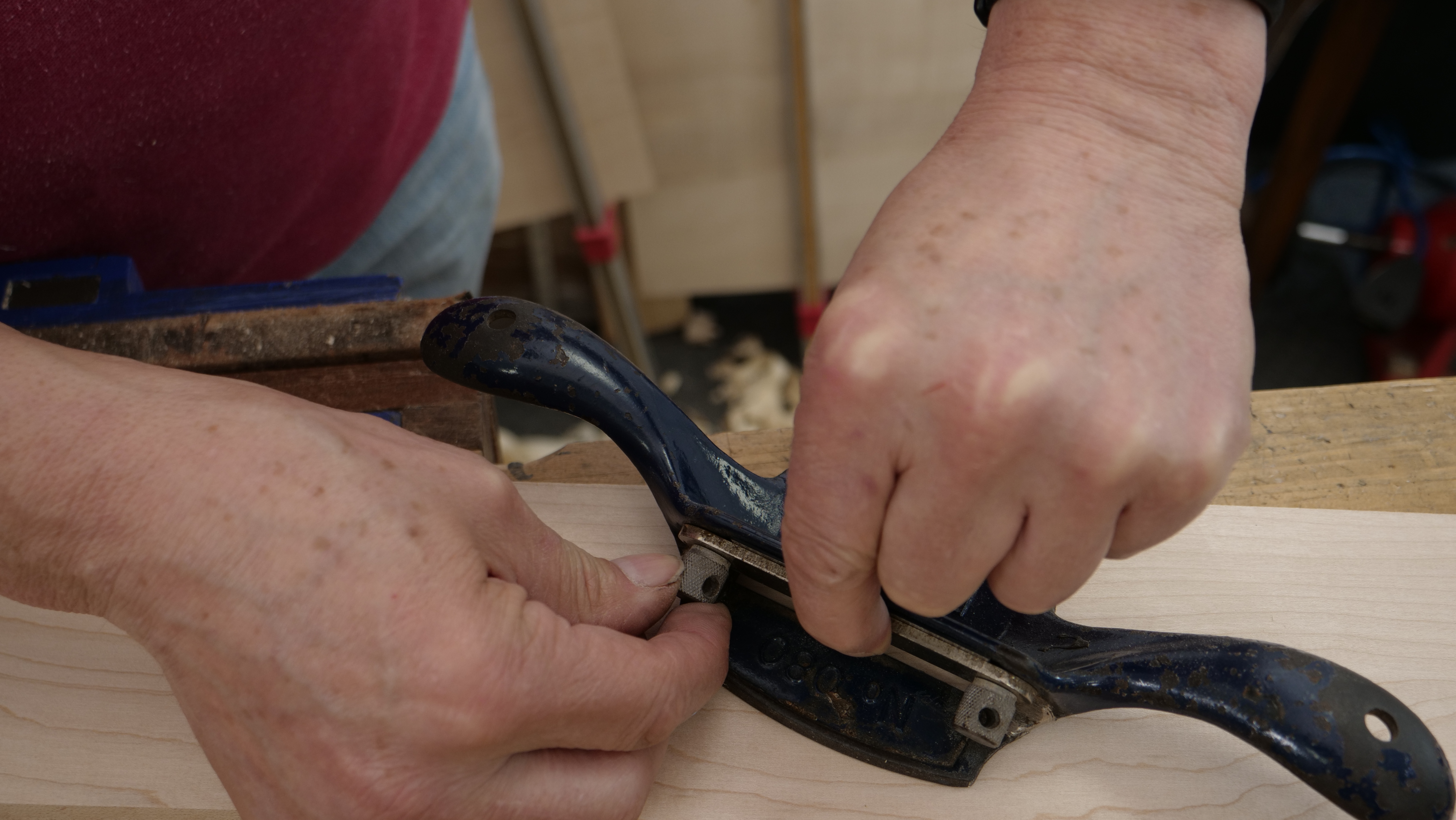 Setting Up and Sharpening a 80 Scraper Setting Up and Sharpening