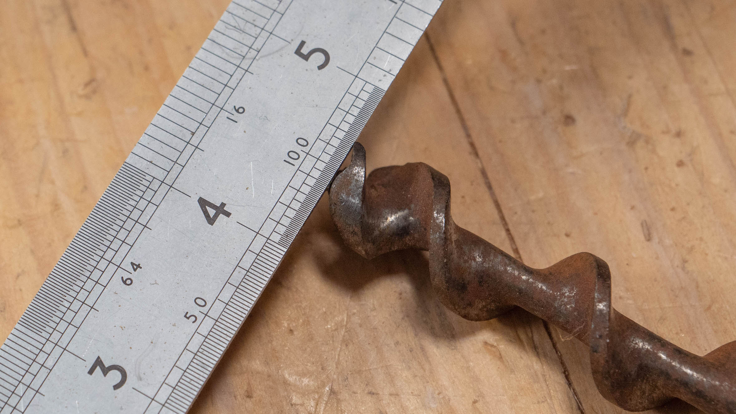 Setting Up a Swing Brace Setting Up and Sharpening Guides Common Woodworking Woodworking