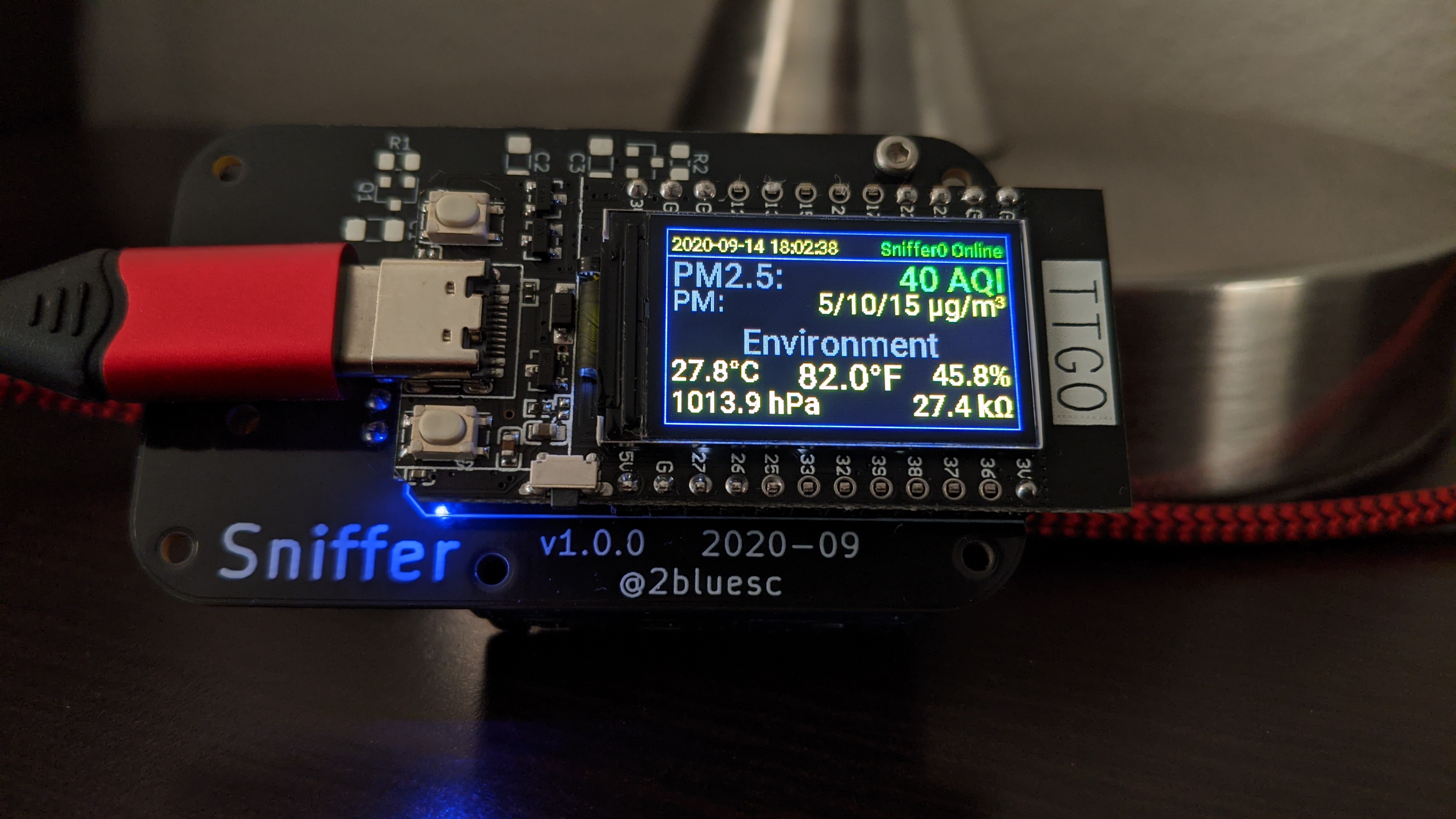 Sniffer Air Quality Sensor using ESP32 with LCD + PMSA003 + BME680
