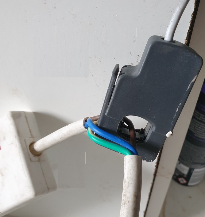 Energy Tracking with ESP32 + CT Clamp Sensor from an Efergy elite 1.0R