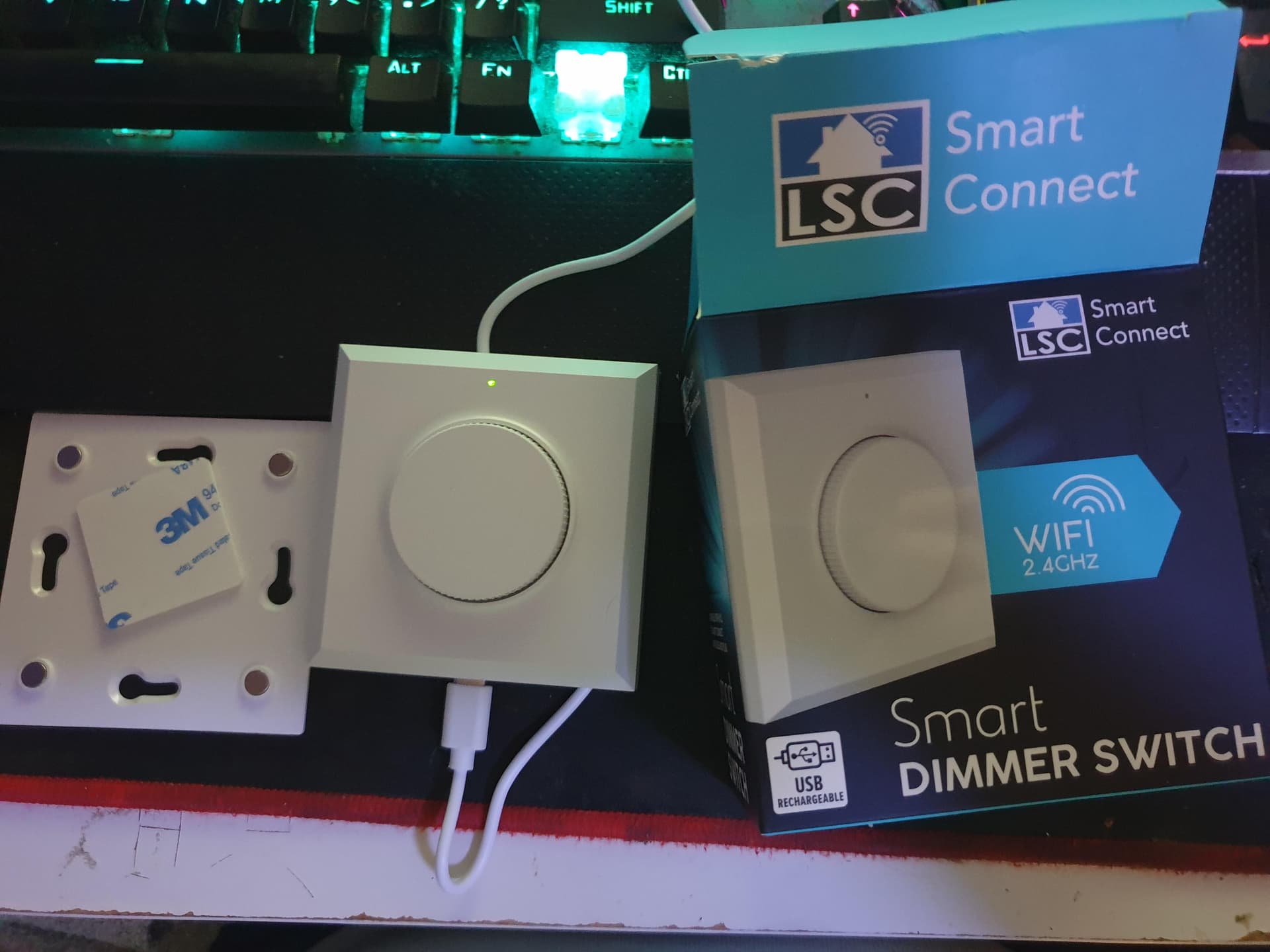 Lsc smart conect smart wifi dimmerswitch (tuya ) cant conect to tuya