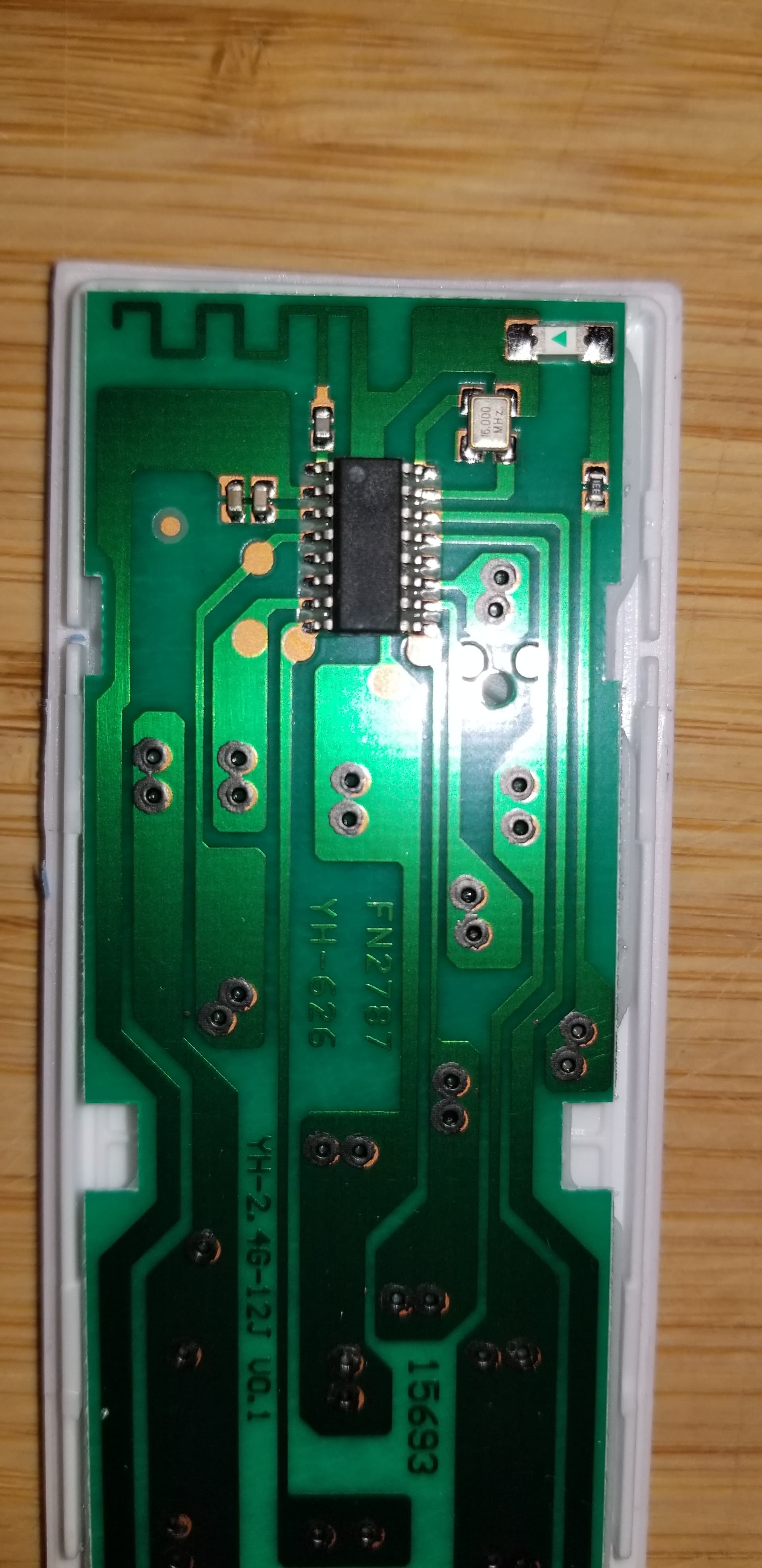 Sniff and integrate a 2.4 GHz remote control Hardware Home
