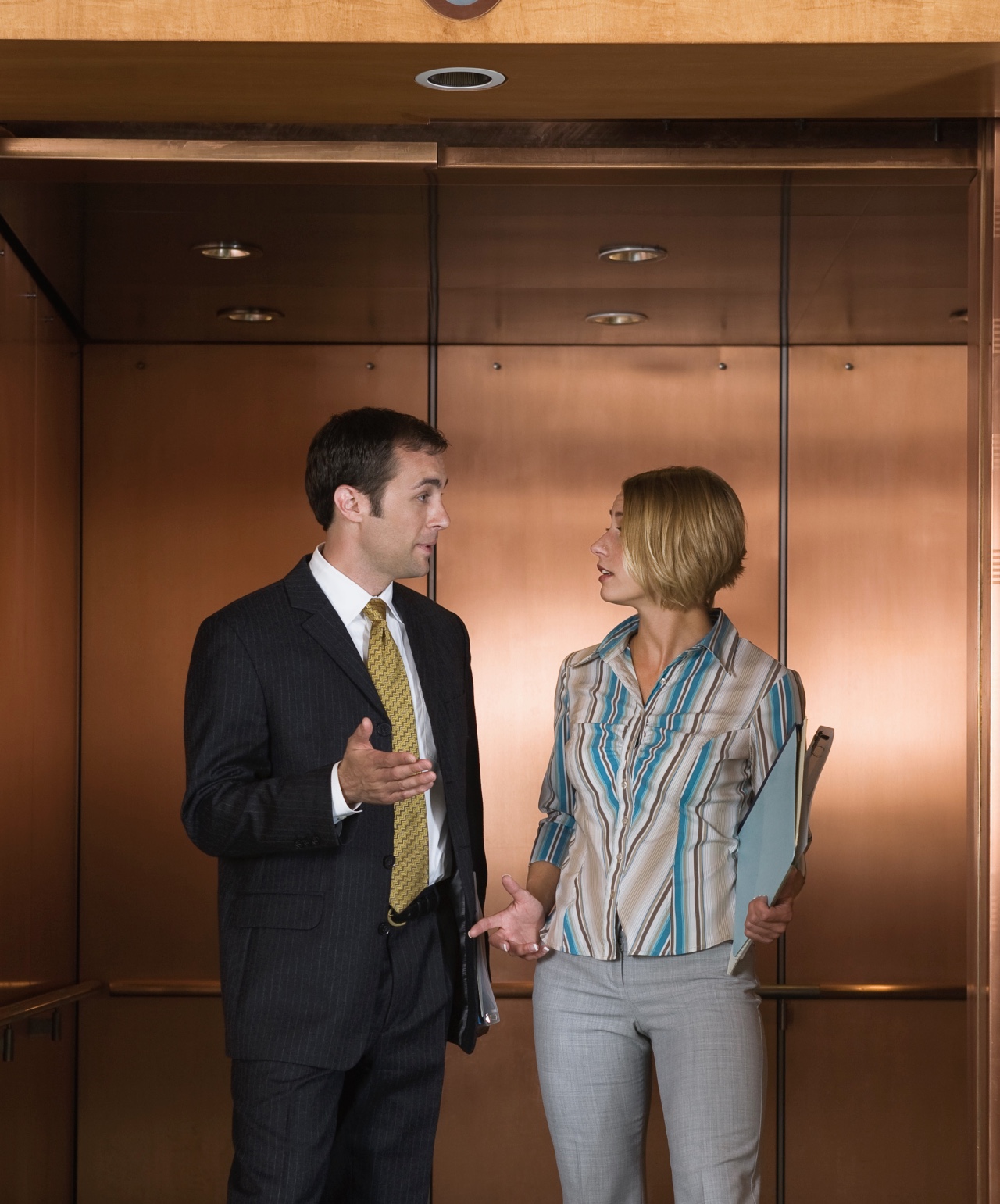 How to create a powerful elevator pitch in 10 easy steps Thrive Global