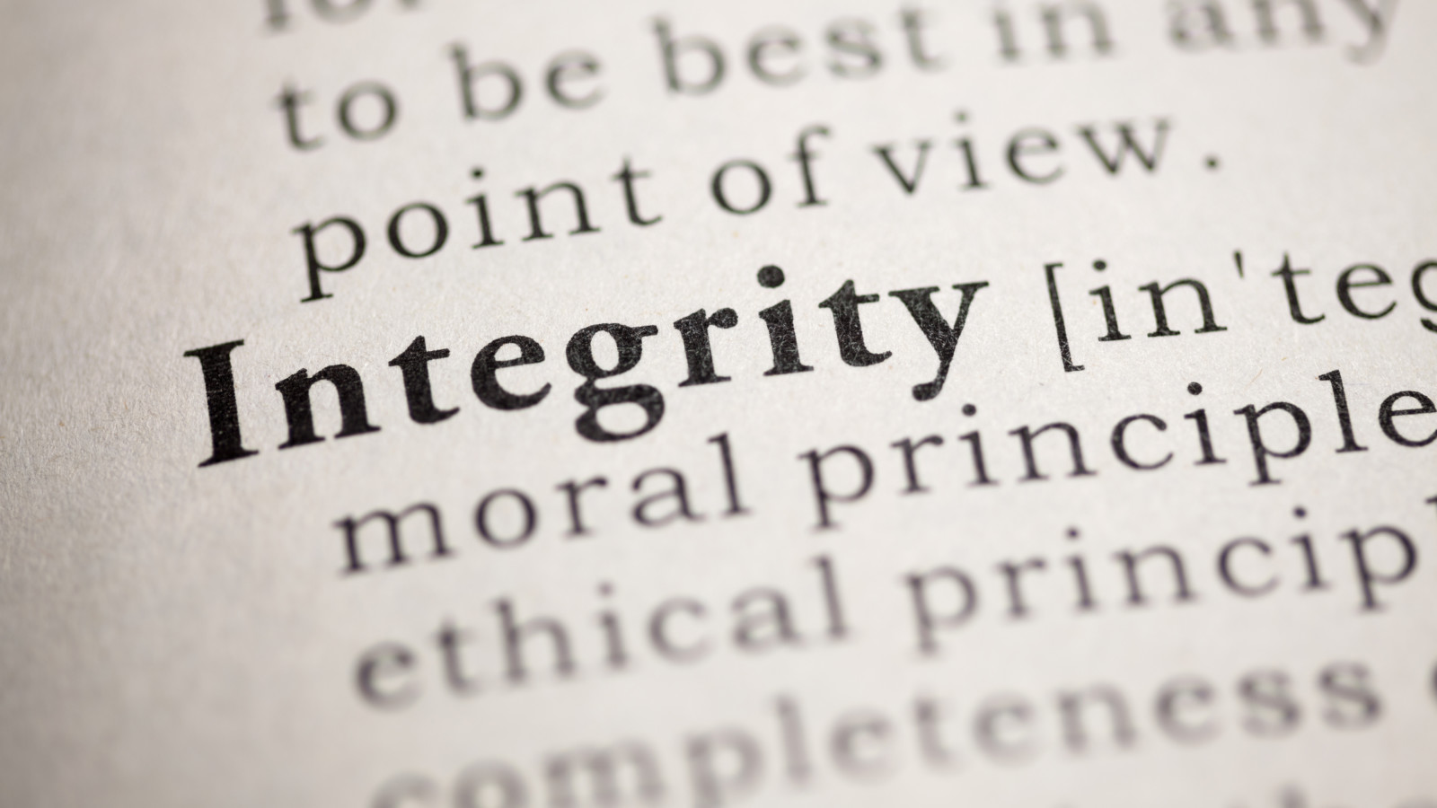 13 Ways to Demonstrate Integrity in the Workplace Thrive Global