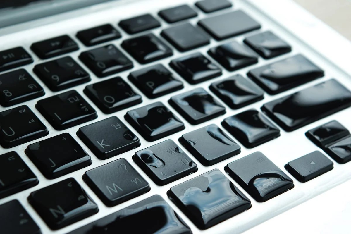 4 Signs of Liquid Damage to Your Laptop Community Computer Services