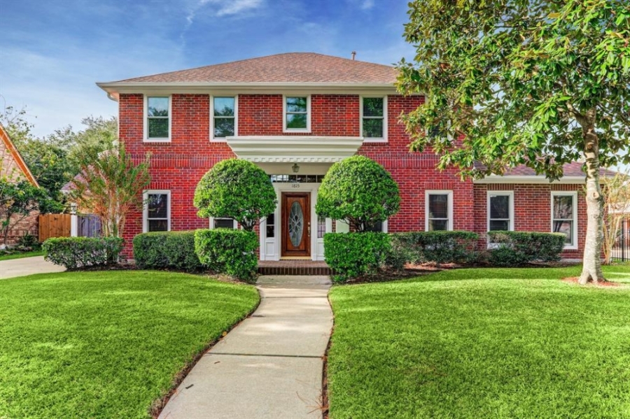 Learn about Bay Oaks, April's featured neighborhood Community Impact