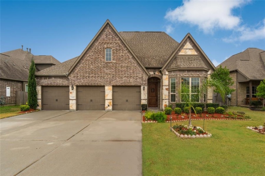 Learn about Rustic Oaks, September's featured neighborhood Community Impact