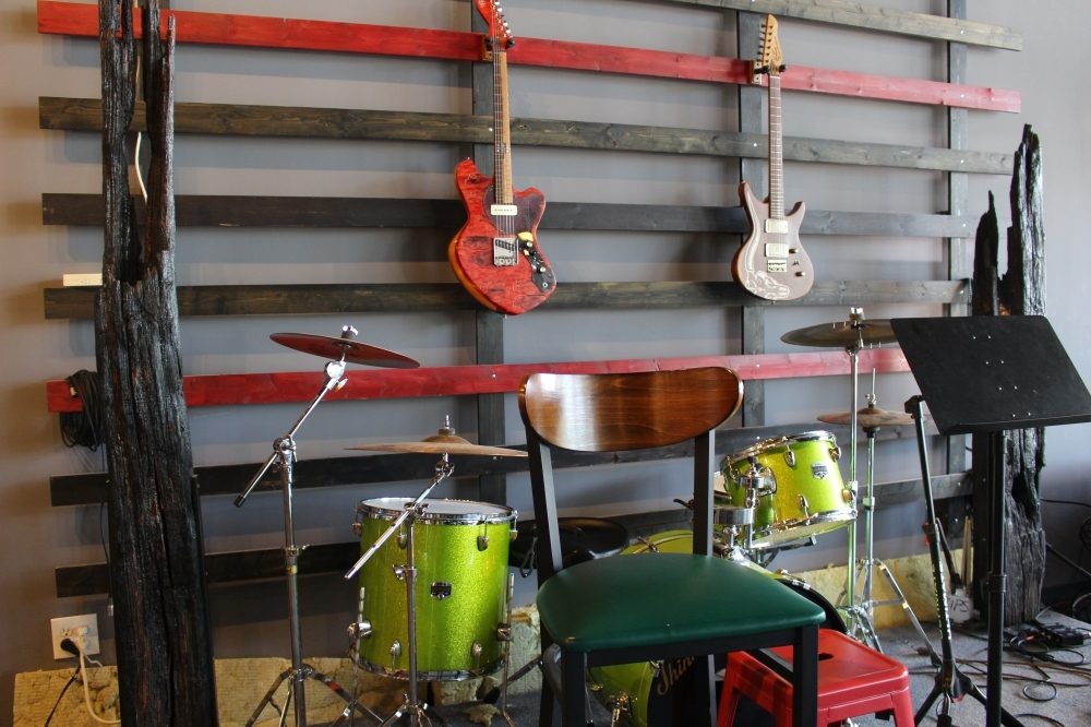 McKinney restaurant Guitars & Growlers fosters community through craft