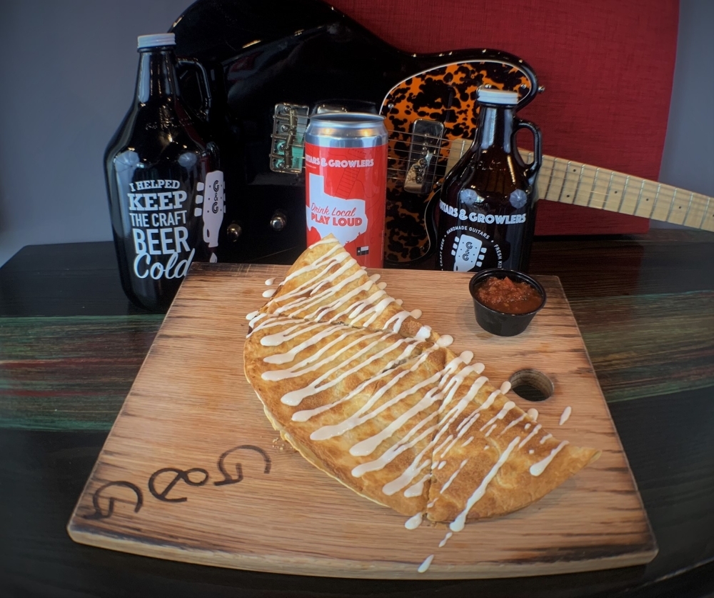 McKinney restaurant Guitars & Growlers fosters community through craft