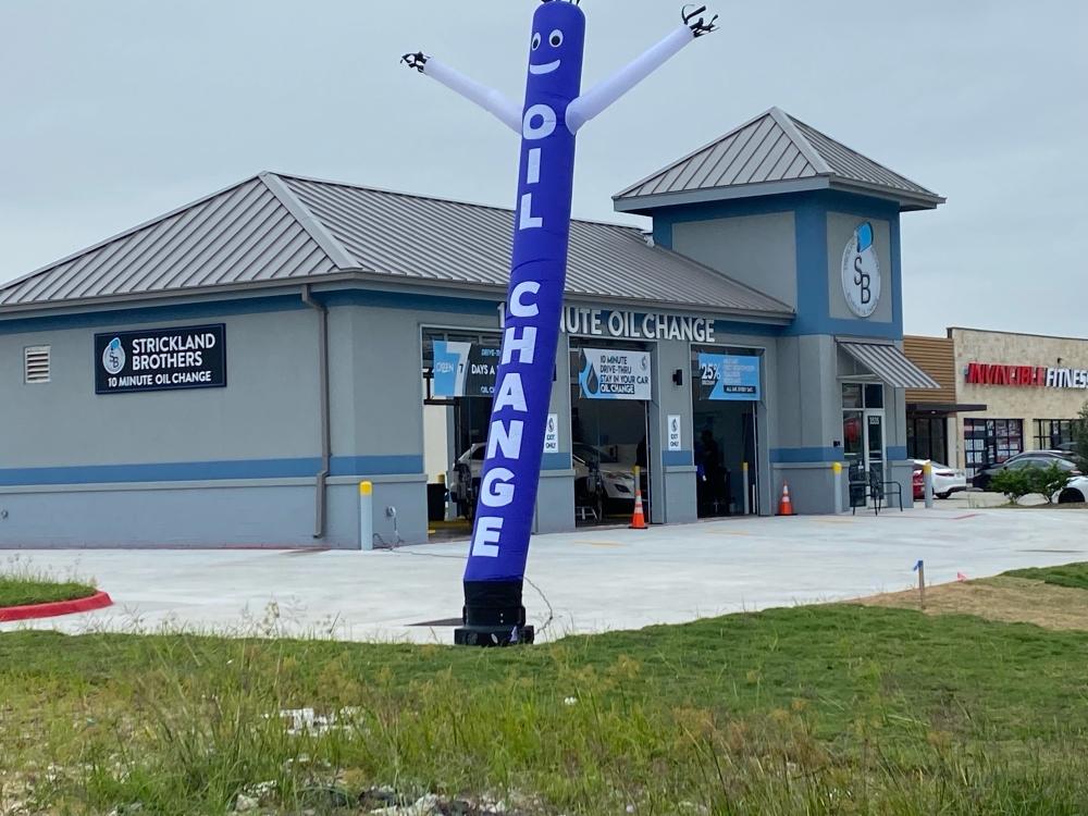 Strickland Brothers 10 Minute Oil Change now open on FM 2920 in Spring