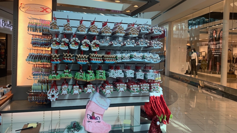 Stonebriar Centre mall in Frisco seasonal ornament cart