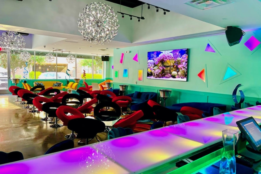 Allday bar, restaurant Fizz to open in West Plano Village development