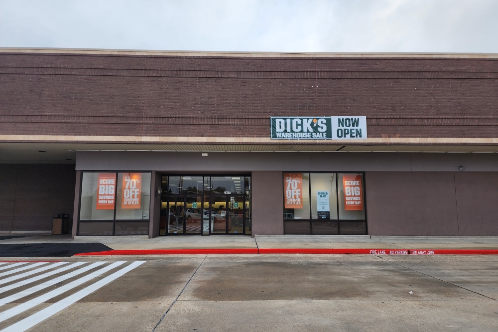 Dick’s Sporting Goods opens warehouse sale store in northwest Houston
