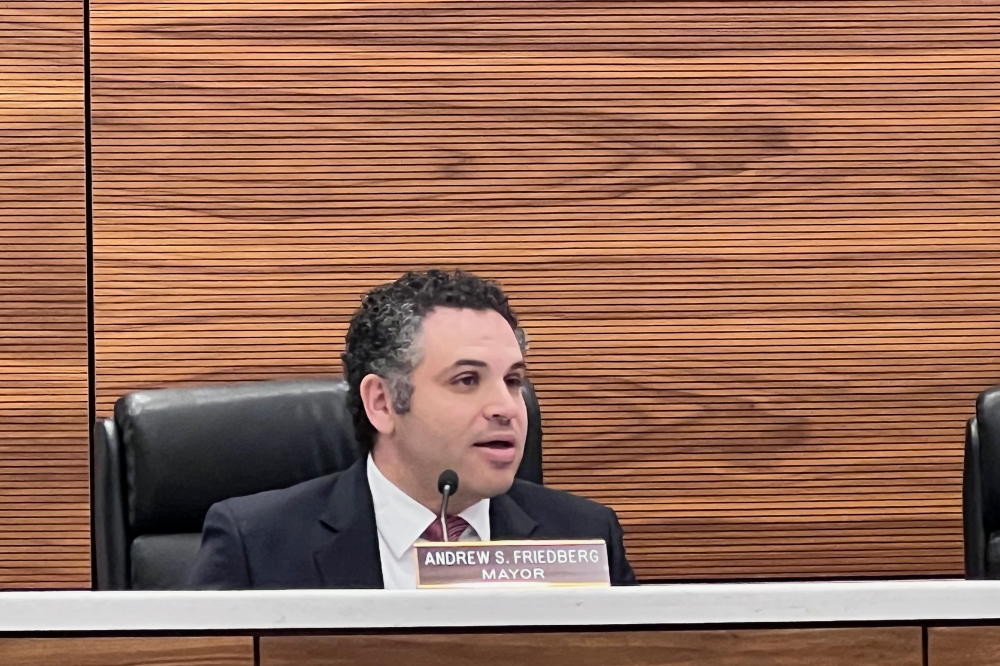 Bellaire mayor sees 'forward progress' into 2023 with new city manager