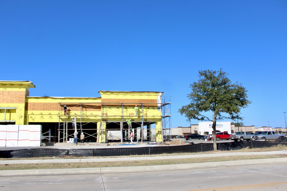 LensCrafters eyes October opening for Valley Ranch Town Center storefront Community Impact