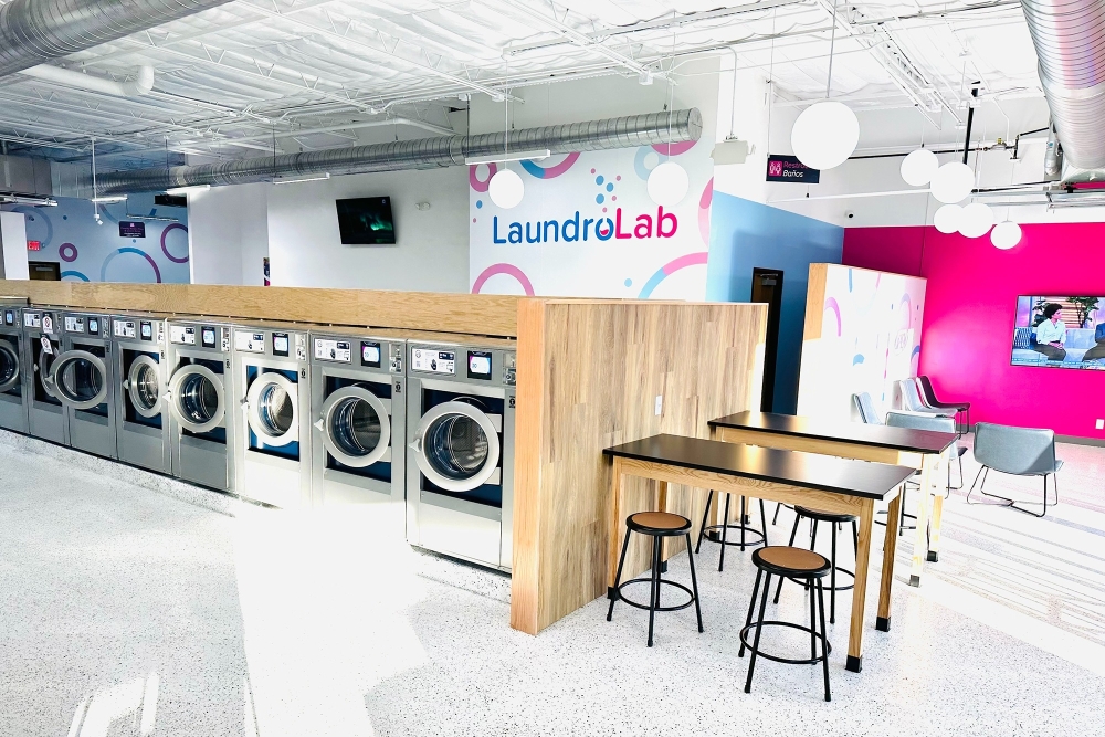 LaundroLab offers washdryfold laundry services in Northwest Austin