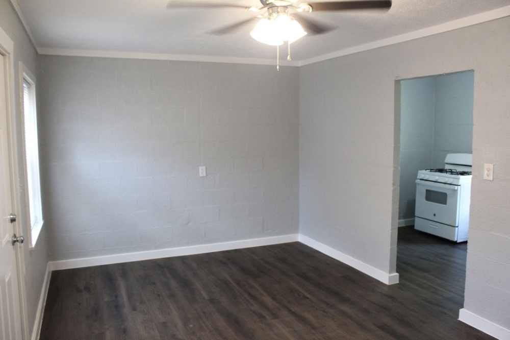 New owner gives Vista View Apartments in Alvin a makeover Community