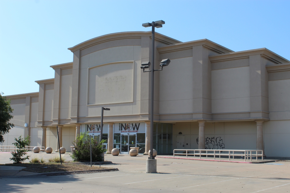 Plano commission approval for development at old Fry’s