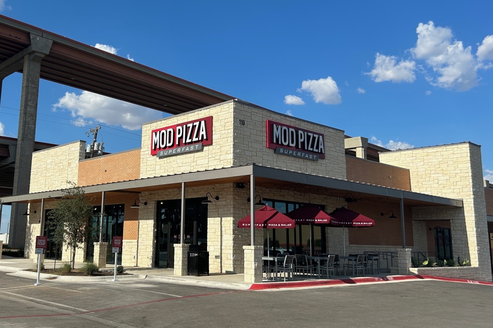 MOD Pizza now serving up salads, slices in Round Rock Community Impact