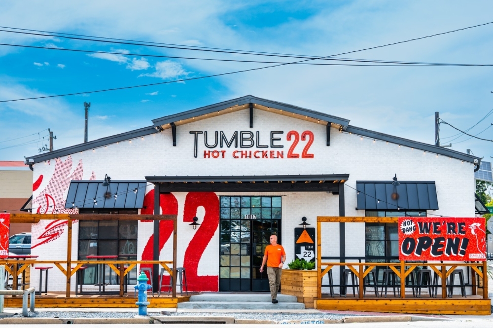 Austinbased Tumble 22 to bring hot chicken, stiff drinks to Houston