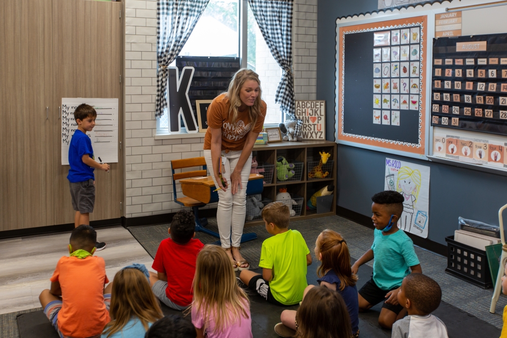 Clear Creek ISD audit Less revenue, expenses per student compared to