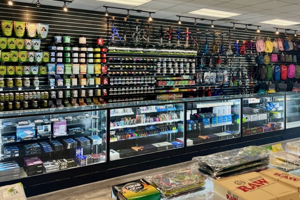 Trippiez Smoke Shop opens 5th location in Leander Community Impact