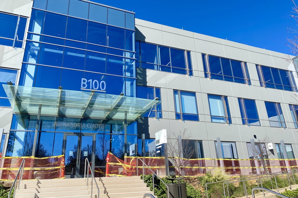 14 new or coming soon medical and health care clinics, offices in The