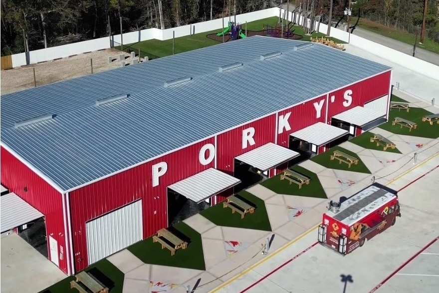 Food truck park, bar Porky's Backyard now open in Humble Community Impact