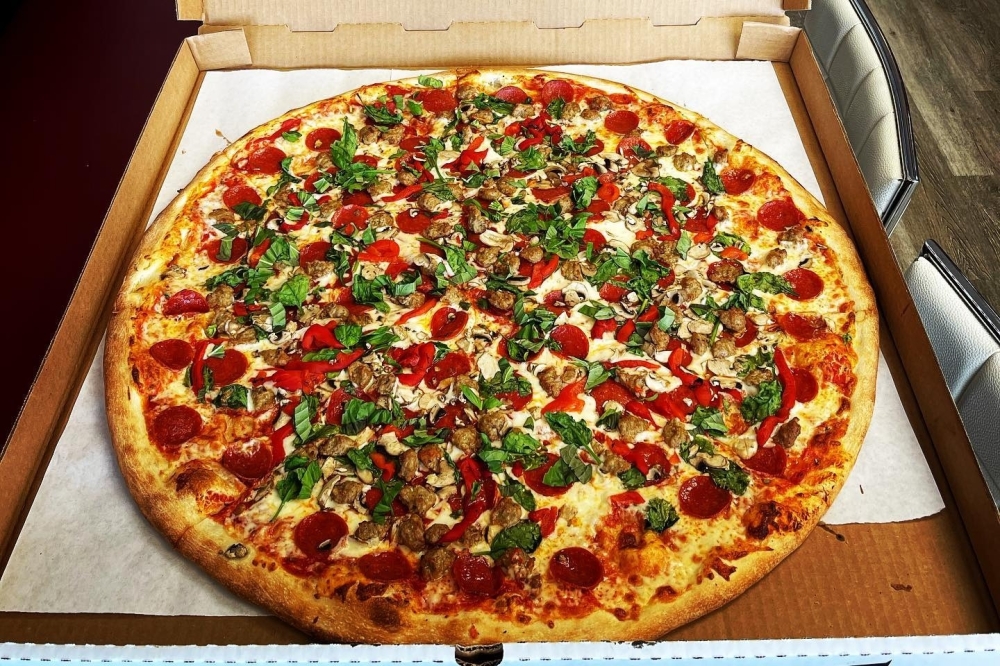 Jersey Giant Pizza serves familystyle East Coast pizza in Bee Cave