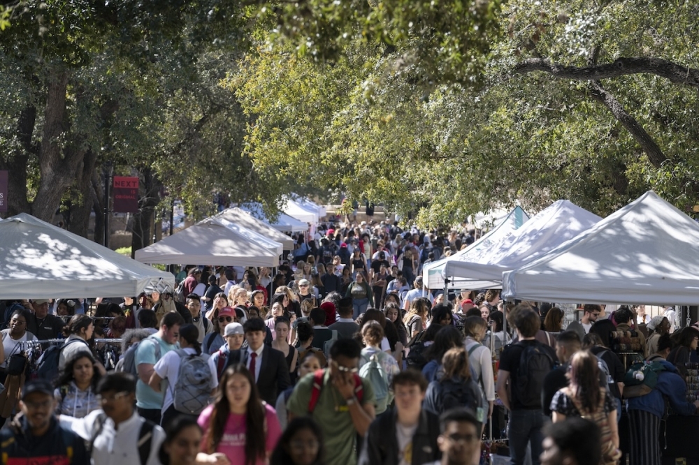 6 trending Central Texas stories New Pflugerville HEB, new San