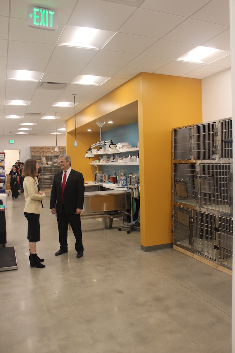 PHOTOS Elected officials, dogs celebrate North's Austin's new low