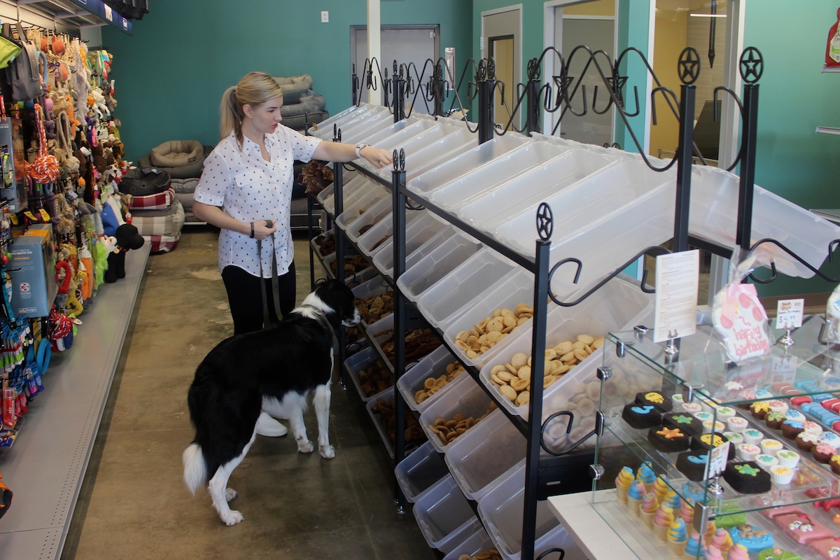 Tomlinson's Feed opens its 15th Central Texas location in Northwest