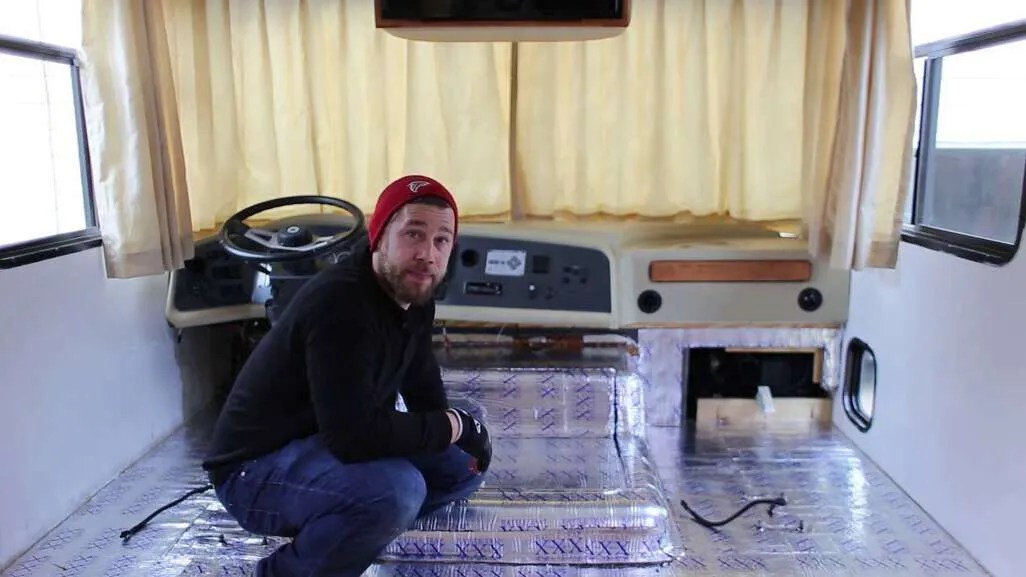 How to Soundproof RV Engine When Driving Commutter
