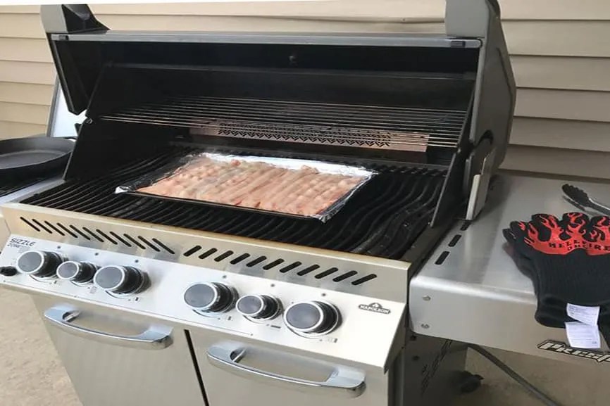 Do Napoleon Grills Rust? (What Material is Used?) Commutter