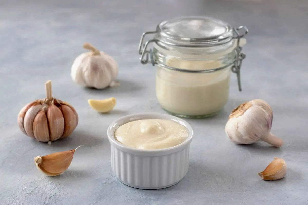 Te muestro Cómo Hacer Salsa Kebab Super Fácil y Rápido