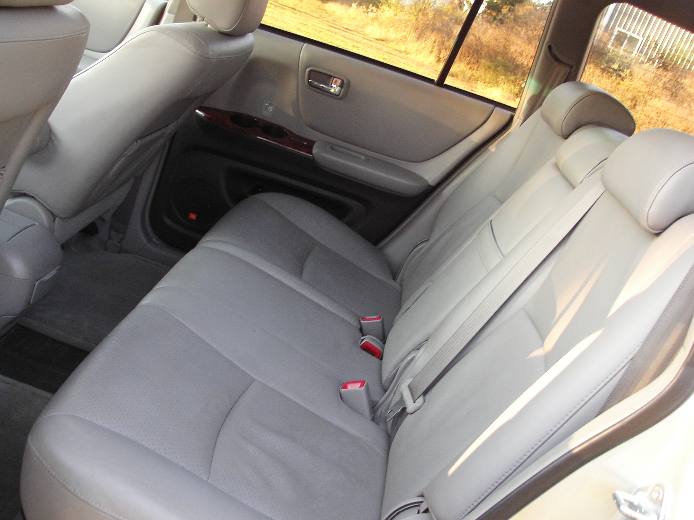 2005 Toyota Highlander Limited, AWD, 3RD row seat CoMoMotors