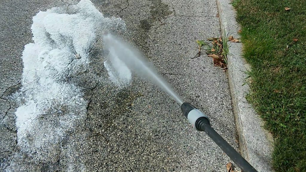 Oil Clean Up Service CoMo Power Wash