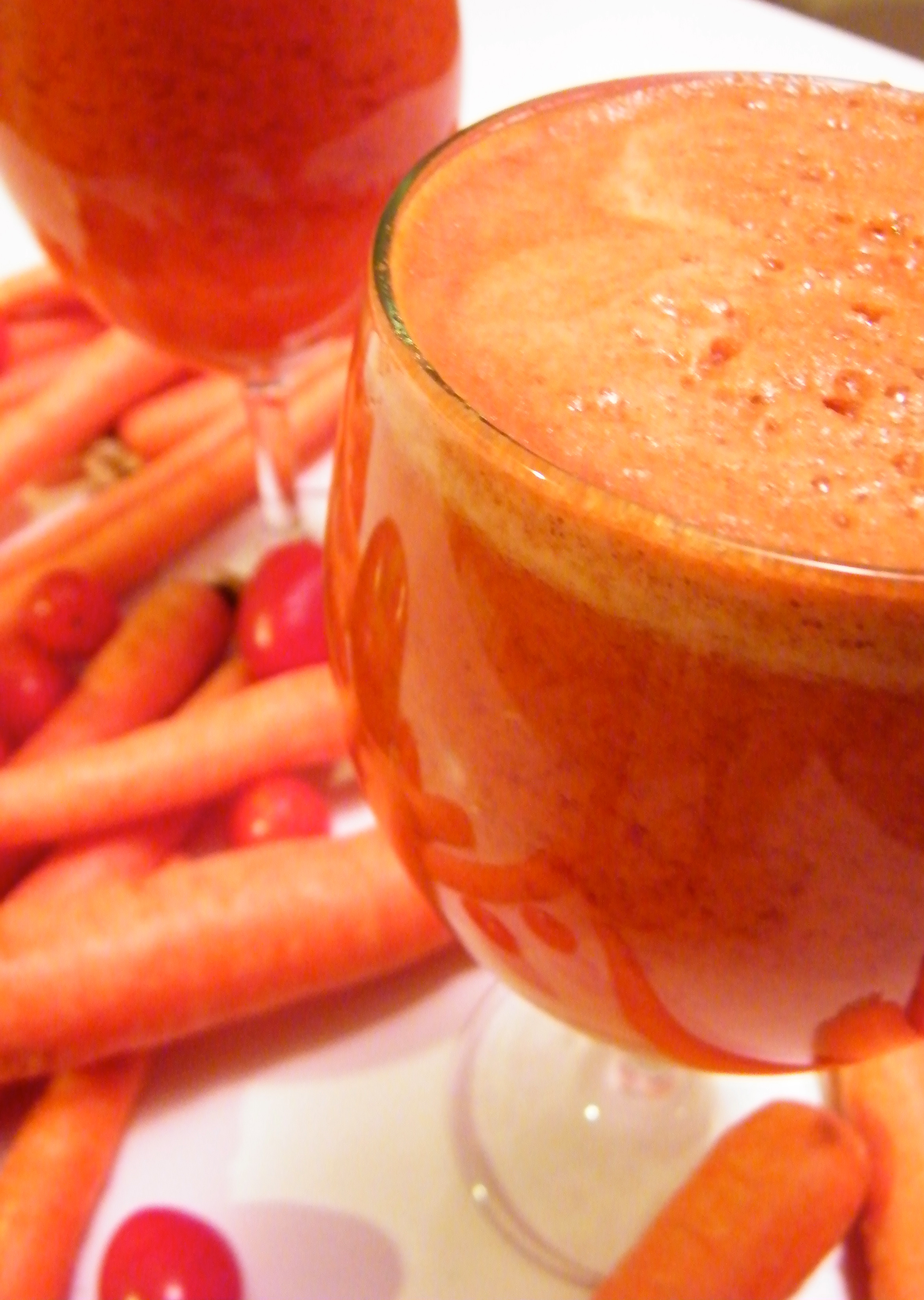 Apple Carrot Tomato Juice…and a WINNER!