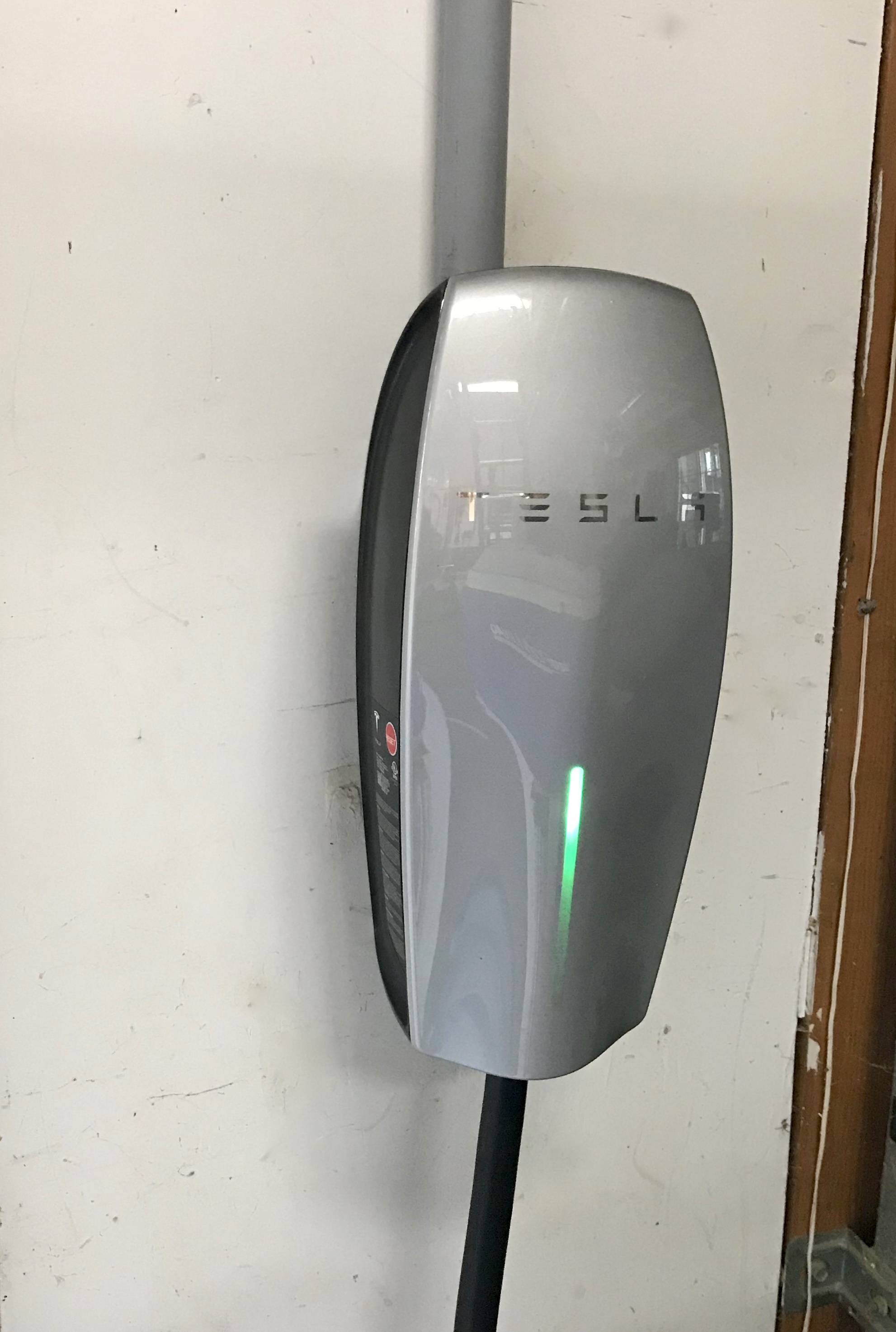 Electric Car Charger Installation Comox Valley Electric Ltd.