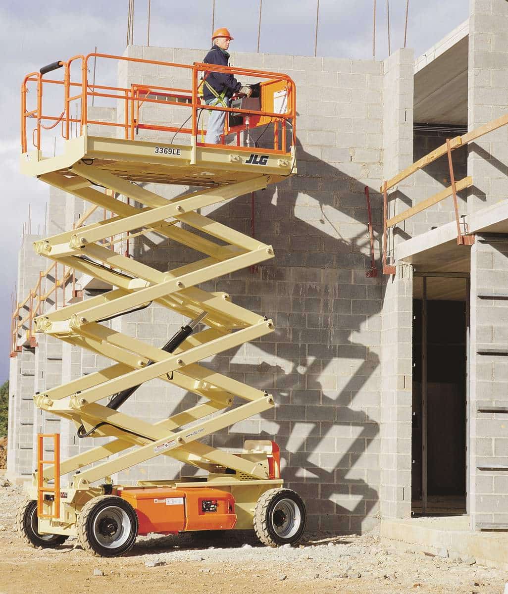 Four Rough Terrain Scissor Lifts that Are Perfect for Rental Compact