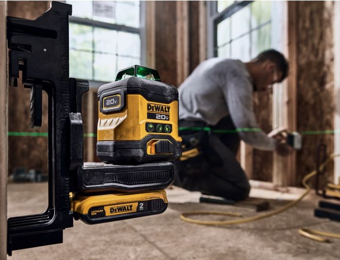 DEWALT Announces New 3x360 Green Line Laser Compact Equipment Magazine