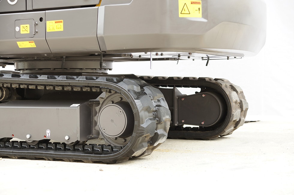 Stay on Track! How to Choose and Prolong the Life of Mini Excavator